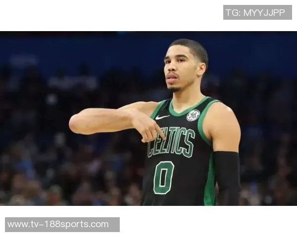 铁！普理查德表现低迷10投仅中2三分球命中率惨淡仅得8分5篮板6助攻