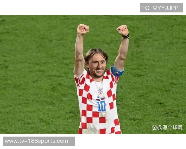 安布盛赞莫德里奇：米兰魅力领袖点燃足球热情与梦想