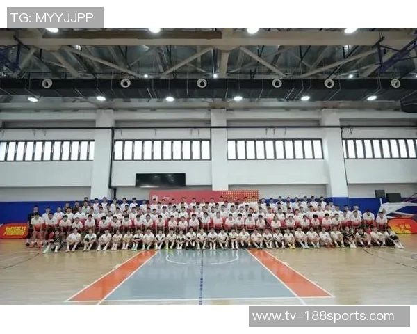 中国高中篮球集训冬令营在青岛国信篮球训练基地隆重开幕