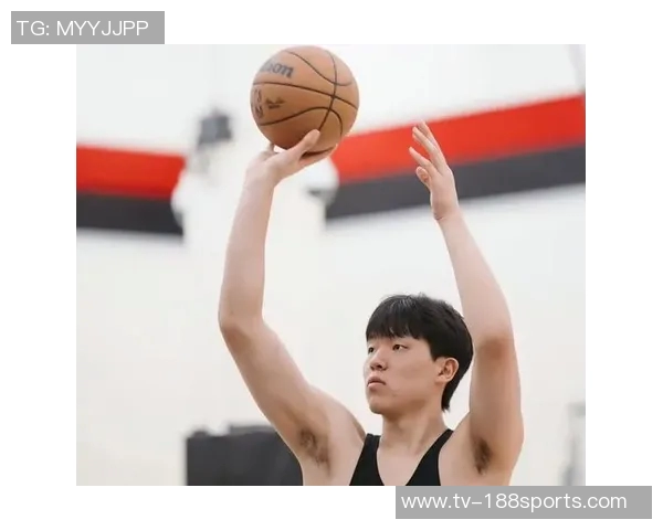 高倍镜下的杨瀚森展现邓肯风采但三分球需加强训练提升表现